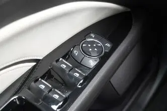 Ford Mondeo, 2.0, 103 kW, гибрид, автомат, передний привод