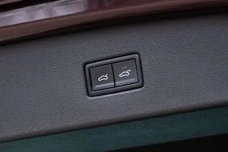 Volkswagen Tiguan, 2.0, 110 kW, дизель, автомат, полный привод