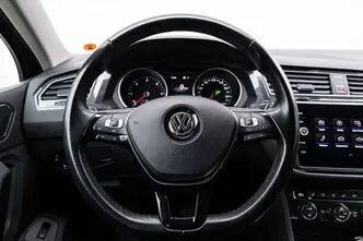 Volkswagen Tiguan, 2.0, 110 kW, дизель, автомат, полный привод