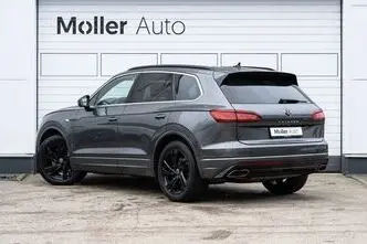 Volkswagen Touareg, 3.0, 257 kW, бензин, автомат, полный привод