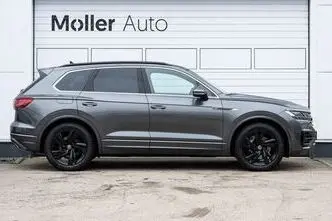 Volkswagen Touareg, 3.0, 257 kW, бензин, автомат, полный привод