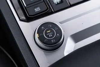 Volkswagen Touareg, 3.0, 257 kW, бензин, автомат, полный привод