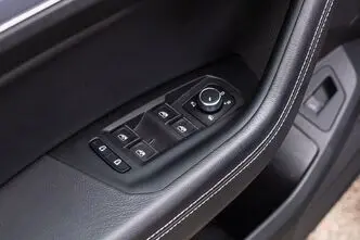 Volkswagen Touareg, 3.0, 257 kW, бензин, автомат, полный привод