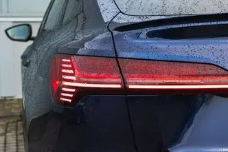 Audi e-tron, 300 kW, elekter, automaat