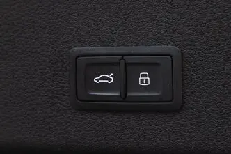 Audi e-tron, 300 kW, elekter, automaat