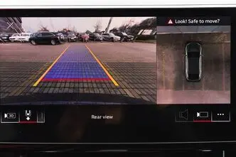 Audi e-tron, 300 kW, elekter, automaat