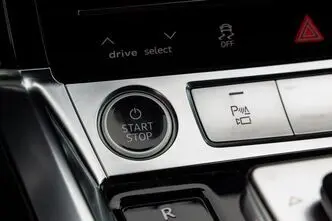 Audi e-tron, 300 kW, elekter, automaat