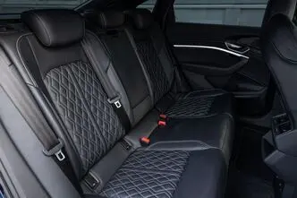 Audi e-tron, 300 kW, elekter, automaat