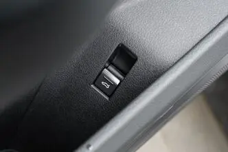 Audi e-tron, 230 kW, electric, automatic, four-wheel drive