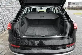 Audi e-tron, 230 kW, electric, automatic, four-wheel drive