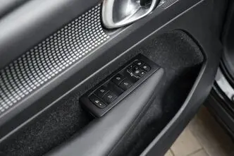 Volvo XC40, 2.0, 110 kW, diesel, automatic, front-wheel drive