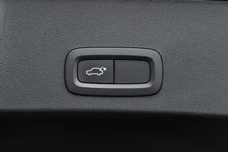 Volvo XC40, 2.0, 110 kW, diesel, automatic, front-wheel drive