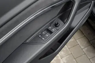 Audi e-tron, 230 kW, electric, automatic, four-wheel drive