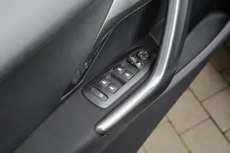 Peugeot 2008, 1.6, 73 kW, diesel, manual, front-wheel drive