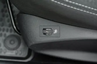 Peugeot 2008, 1.6, 73 kW, diesel, manual, front-wheel drive