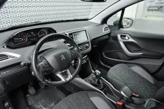 Peugeot 2008, 1.6, 73 kW, diesel, manual, front-wheel drive