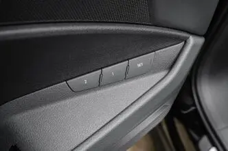 Audi e-tron, 230 kW, electric, automatic, four-wheel drive