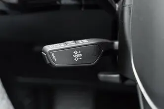 Audi e-tron, 230 kW, electric, automatic, four-wheel drive