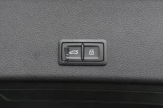 Audi e-tron, 230 kW, electric, automatic, four-wheel drive