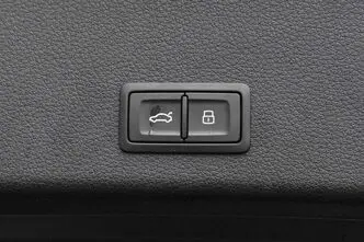 Audi e-tron, 230 kW, electric, automatic, four-wheel drive