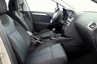 Citroën C4, 1.6, 88 kW, бензин, механическая, передний привод