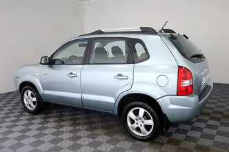 Hyundai Tucson, 2.0, 104 kW, bensiin, manuaal, nelikvedu