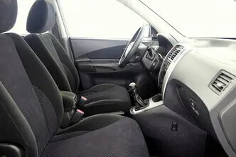 Hyundai Tucson, 2.0, 104 kW, bensiin, manuaal, nelikvedu