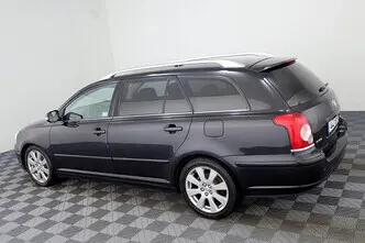 Toyota Avensis, 2.0, 108 kW, petrol, manual, front-wheel drive