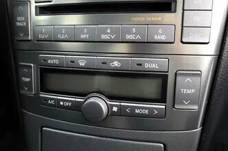 Toyota Avensis, 2.0, 108 kW, petrol, manual, front-wheel drive