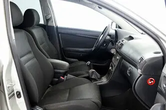 Toyota Avensis, 2.0, 108 kW, bensiin, manuaal, esivedu