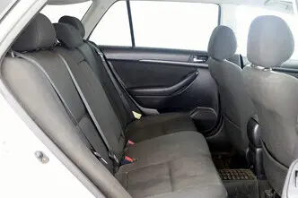 Toyota Avensis, 2.0, 108 kW, bensiin, manuaal, esivedu