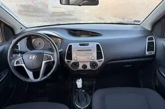 Hyundai i20, 1.4, 74 kW, bensiin, manuaal, esivedu
