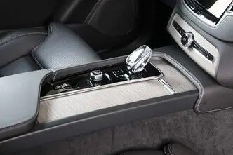 Volvo XC90, 2.0, 183 kW, hybrid, automatic, four-wheel drive