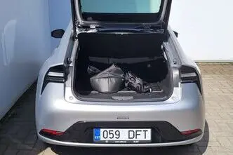 Toyota Prius, 2.0, 111 kW, pistikhübriid, automaat, esivedu