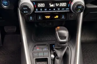 Toyota RAV4, 2.5, 131 kW, hybrid, automatic, front-wheel drive