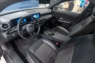 Mercedes-Benz CLA 180, 1.5, 85 kW, diesel, automatic, front-wheel drive