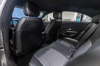 Mercedes-Benz CLA 180, 1.5, 85 kW, diesel, automatic, front-wheel drive