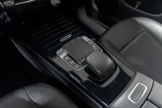 Mercedes-Benz CLA 180, 1.5, 85 kW, diesel, automatic, front-wheel drive