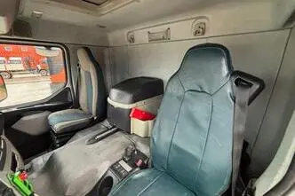 Volvo FE 320 6x2*4, 240 kW, dīzelis, automātiskā