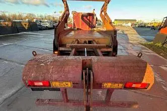 Volvo FM 330 4x2, 250 kW, diesel, automatic