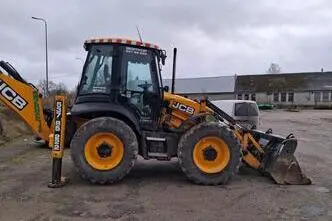 JCB 4CX