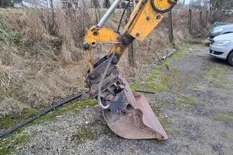JCB 4CX