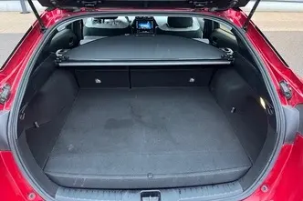 Toyota Prius, 1.8, 90 kW, plug-in hybrid, automatic, front-wheel drive