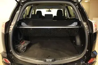 Toyota RAV4, 2.0, 112 kW, бензин, механическая, полный привод