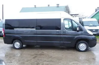 Peugeot Boxer, 110 kW, diesel, manual, front-wheel drive