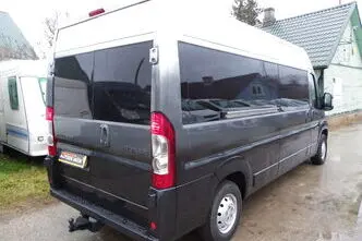 Peugeot Boxer, 110 kW, diesel, manual, front-wheel drive