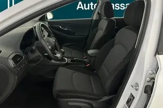 Hyundai i30, 1.5, 80 kW, petrol, manual, front-wheel drive