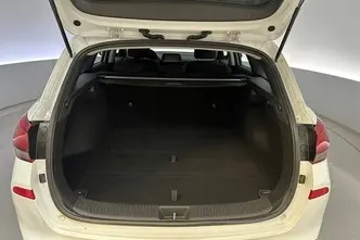 Hyundai i30, 1.5, 80 kW, petrol, manual, front-wheel drive