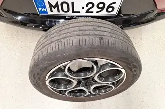 Alfa Romeo Tonale, 1.5, 118 kW, hybrid, automatic, front-wheel drive