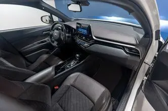 Toyota C-HR, 1.8, 72 kW, hübriid, automaat, esivedu